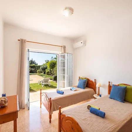 Villa In Carvoeiro Near Sea Beach * كارفويرو