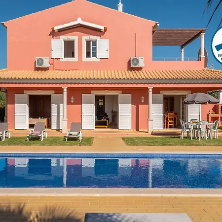 Villa In Carvoeiro Near Sea Beach Vila *